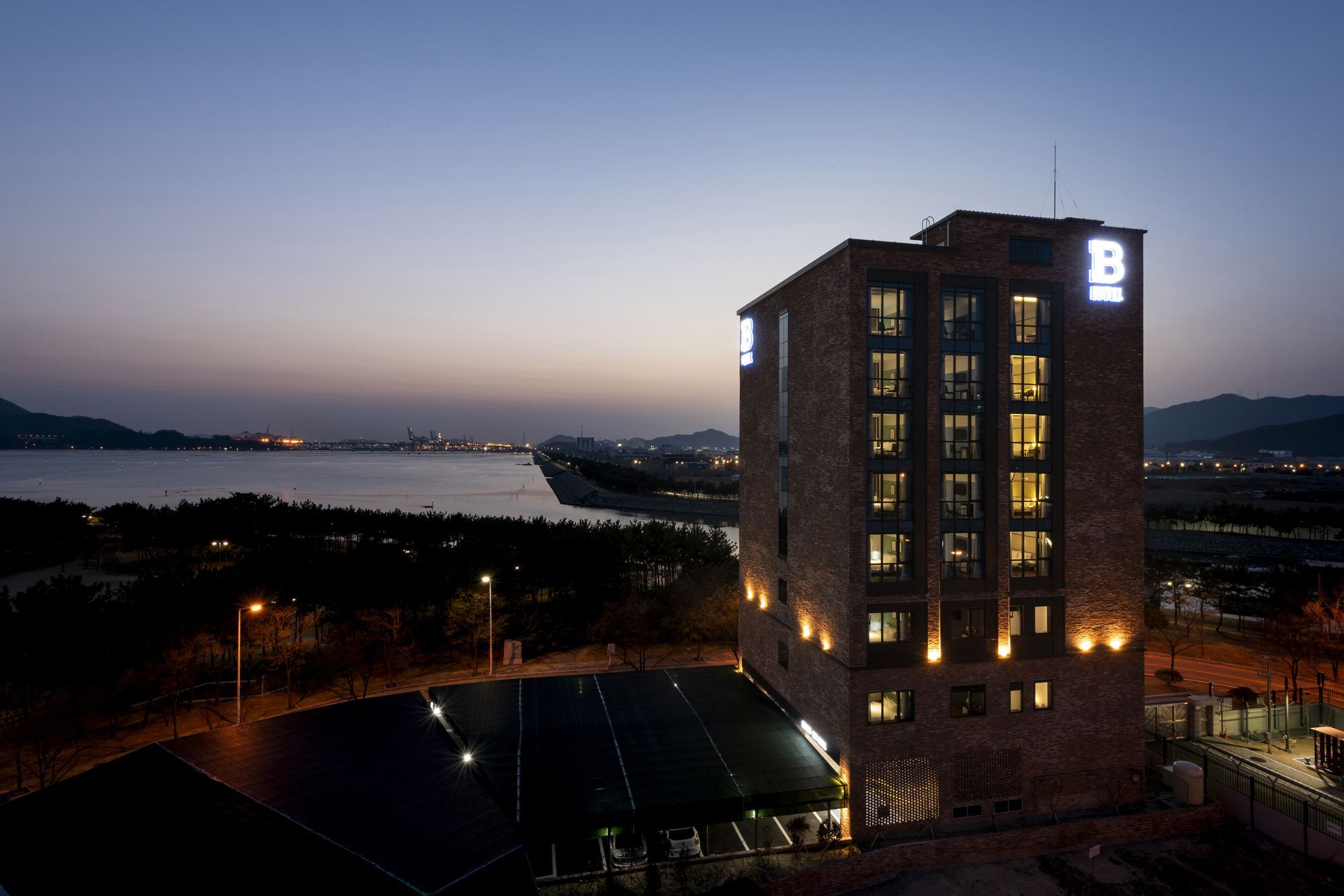 Brown-Dot Hotel Shinho Busan Ngoại thất bức ảnh