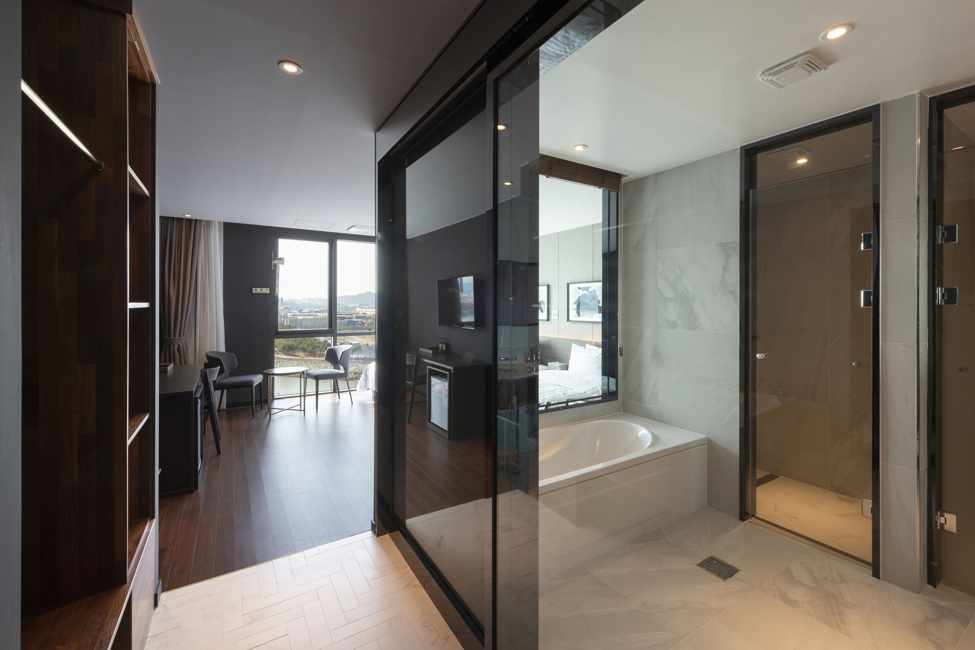 Brown-Dot Hotel Shinho Busan Ngoại thất bức ảnh